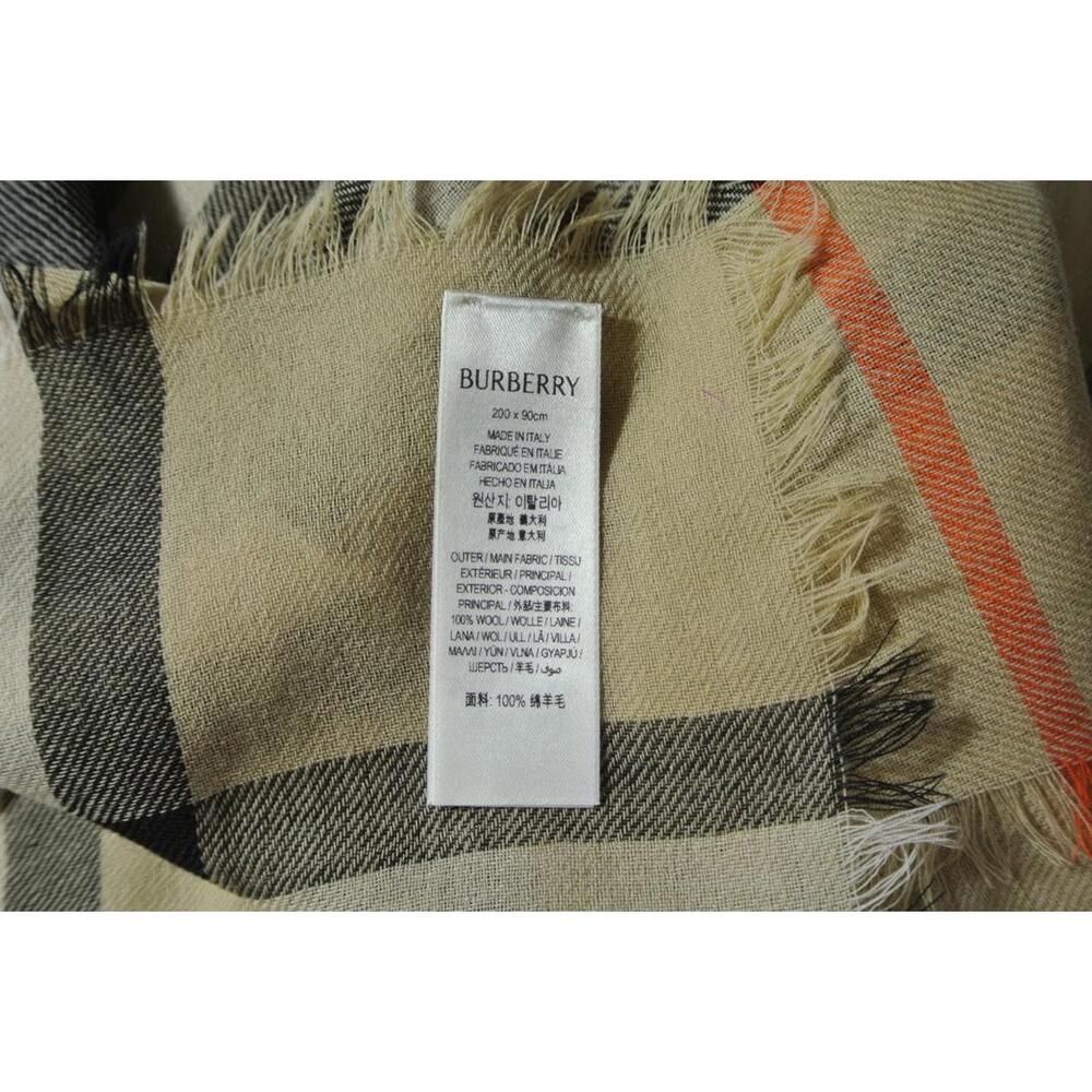 NWT, Burberry Wool Scarf in Sand One Size #S7479 - Picture 4 of 4